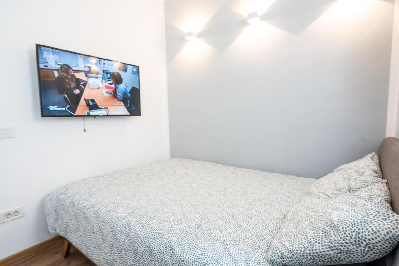 Cozy Design Apartament In Magheru Бухарест Екстер'єр фото